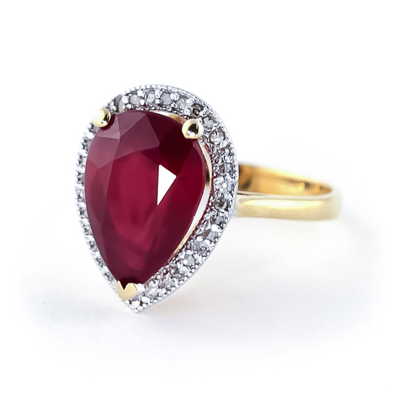 Ruby Halo Ring 5.51 ctw in 18ct Gold