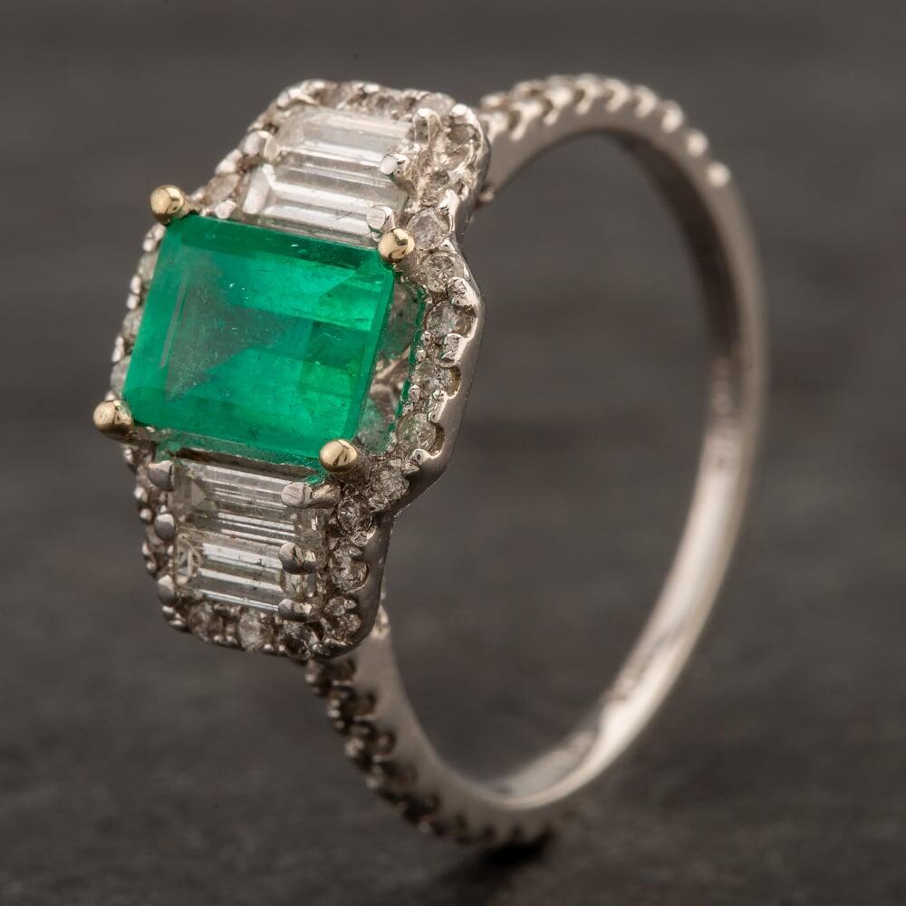 Pre-Owned 14ct White Gold Diamond Emerald Cluster Ring 4332108