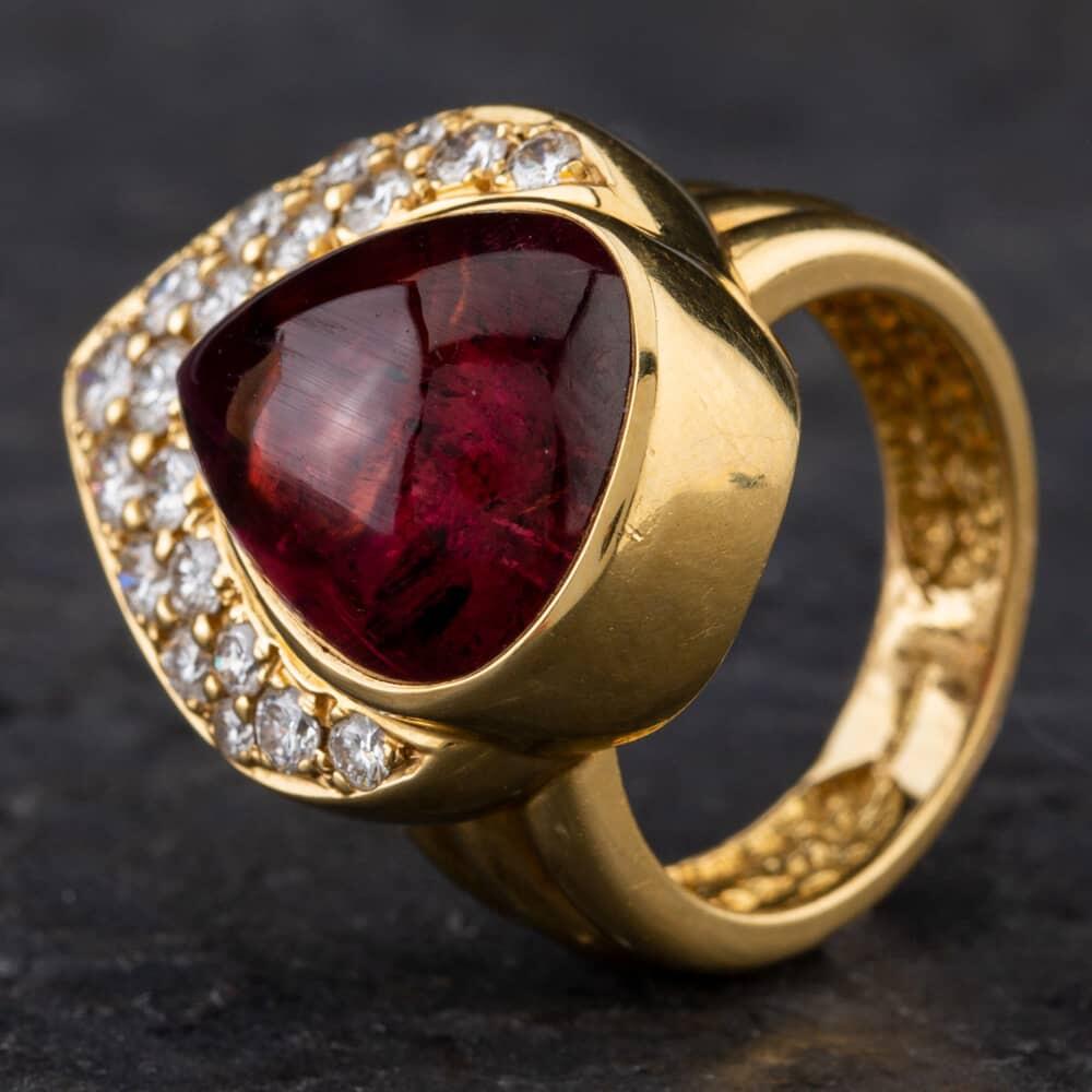Second Hand 14ct Yellow Gold Ruby &amp; 1.06ct Diamond (approx.) Pear Shape Cluster Ring 4335035