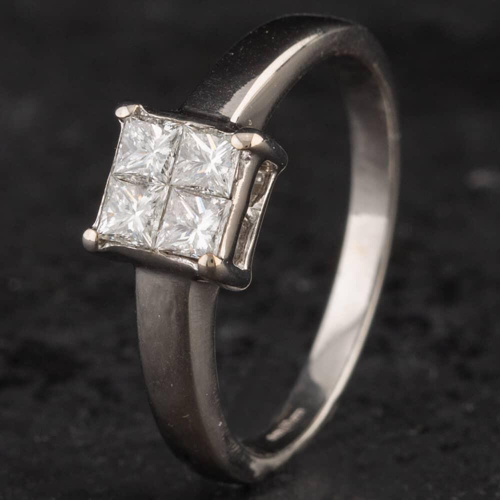 Pre-Owned 18ct White Gold Princess Cut Diamond Ring 4148254