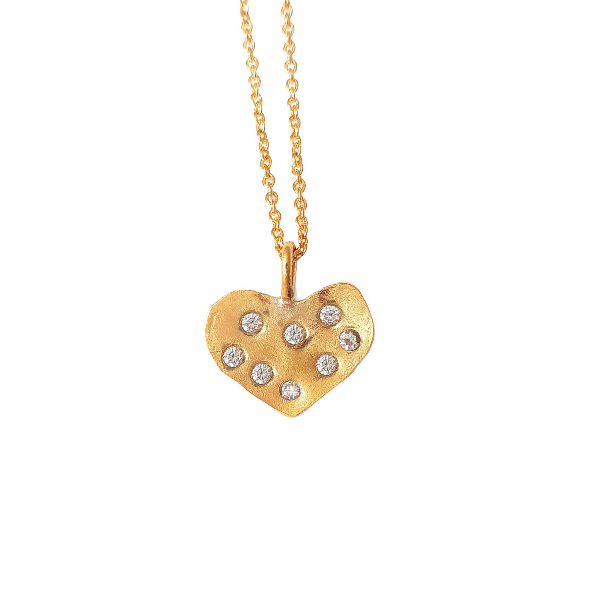 Womens Lily Flo Jewellery Scattered Diamonds Heart Necklace