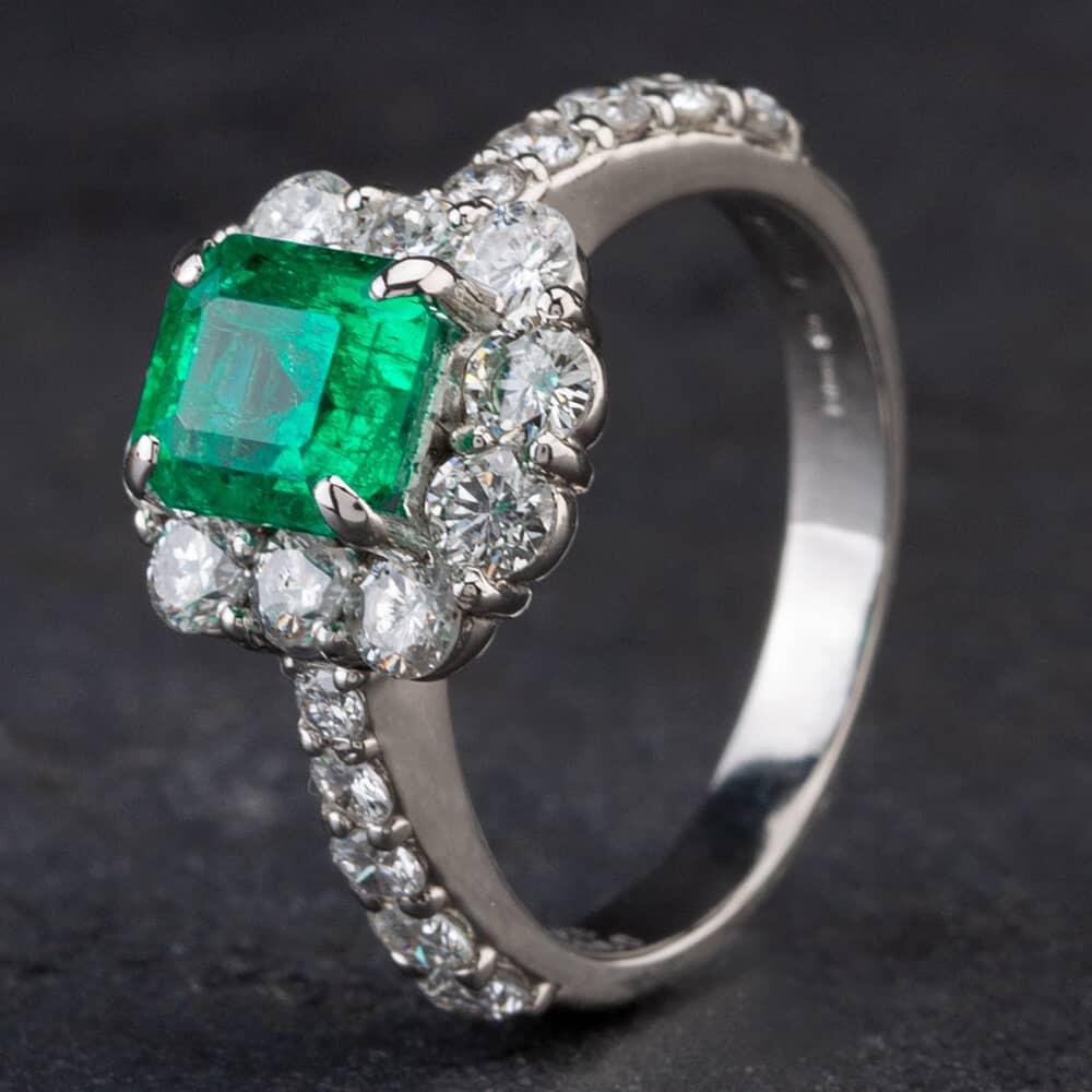 Pre-Owned Platinum Emerald Diamond Cluster Ring 4337097